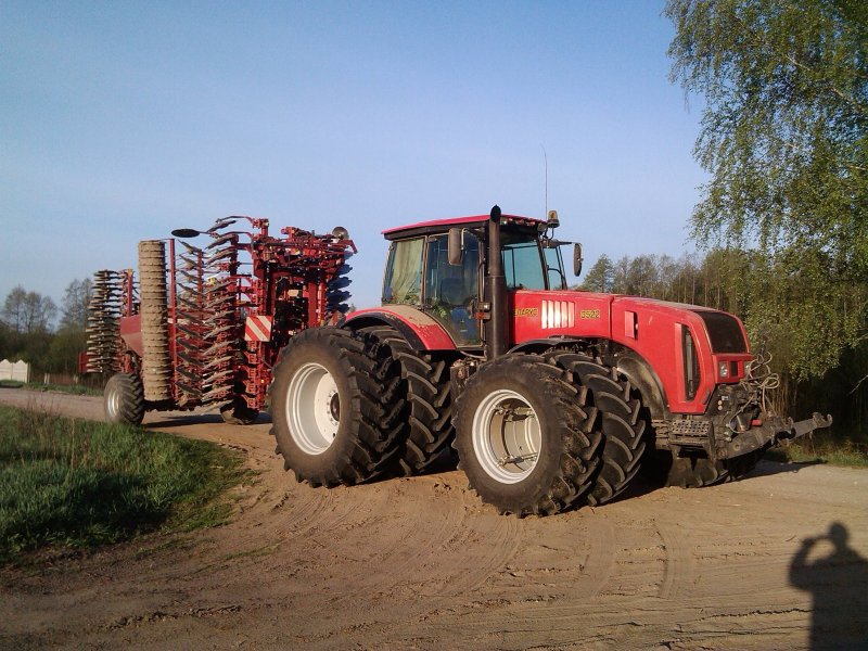 Трактор Беларус 3522
