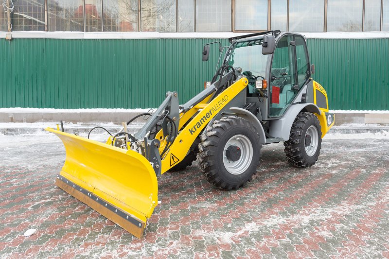 Фронтальный погрузчик Kramer 850