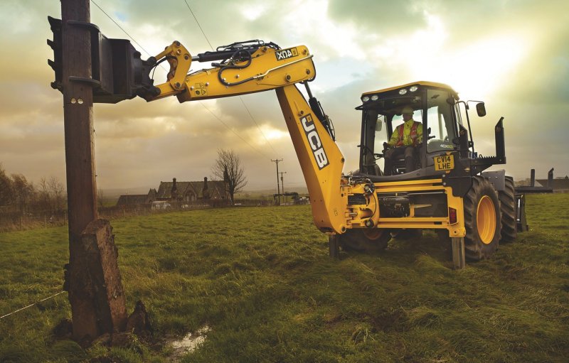 Экскаватор-погрузчик JCB Polemaster Plus