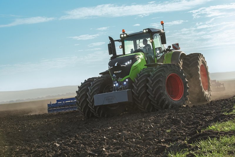 Трактор "Fendt 1050 Vario"
