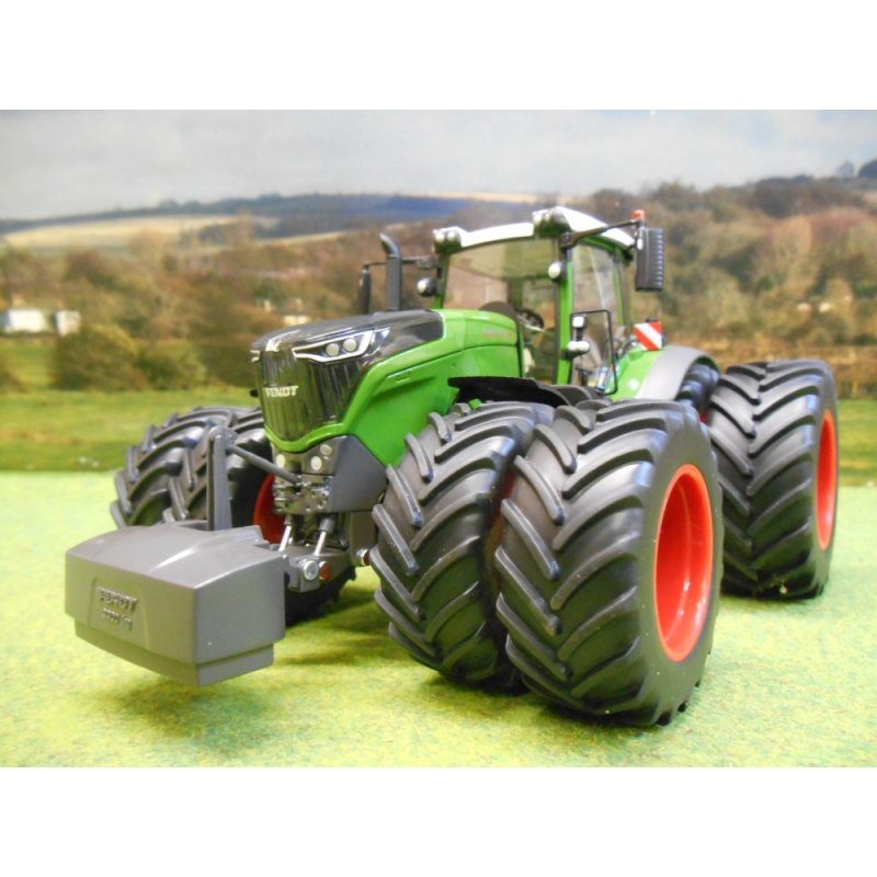 Трактор Fendt 1050