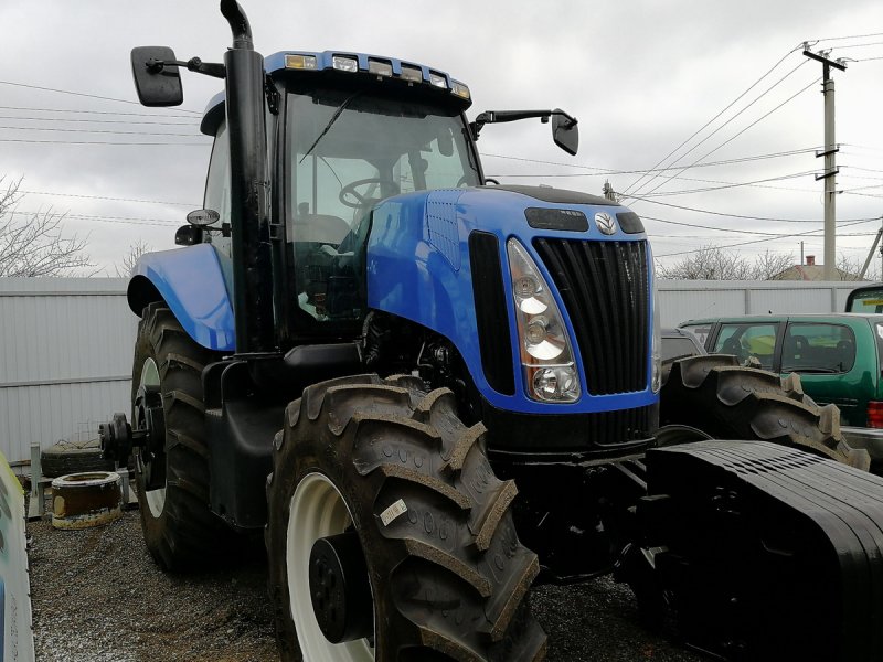 New Holland - 8040 трактор