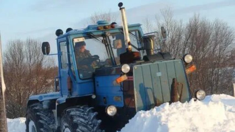 ХТЗ 17221 С отвалом