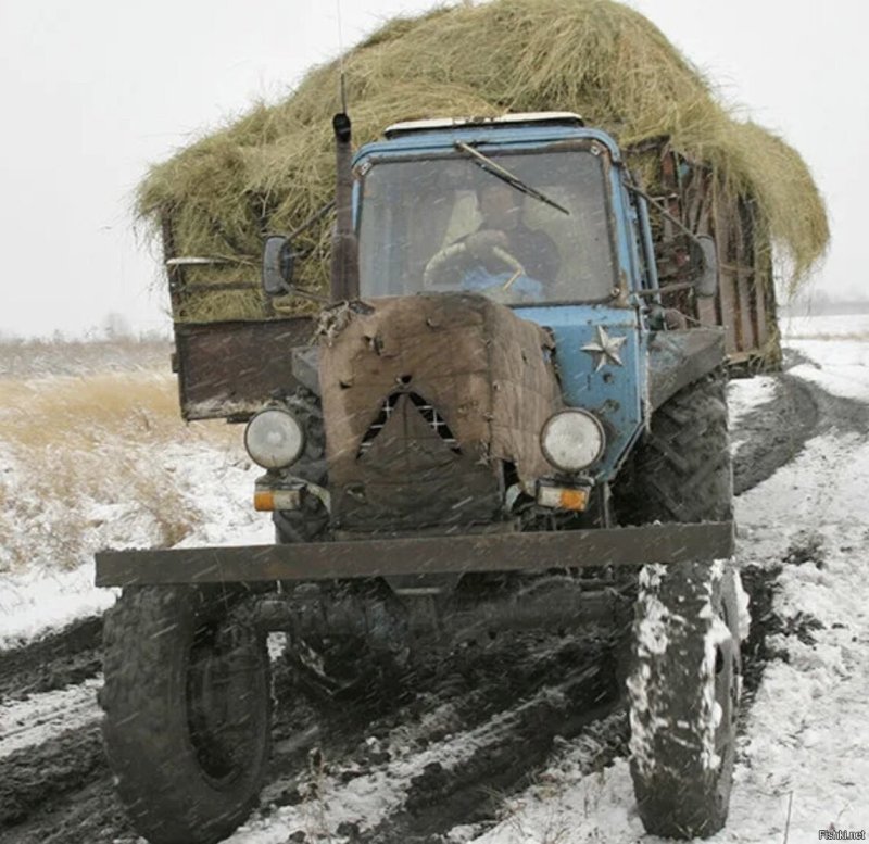Трактор МТЗ 80 зимой