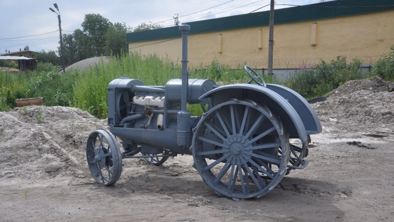 Трактор СТЗ-1