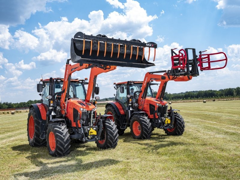 Трактор Kubota m7153