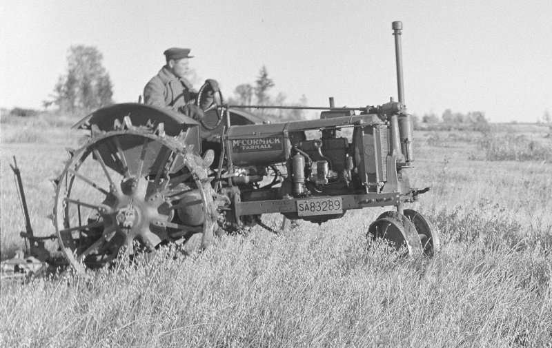 Трактор ХТЗ 1930