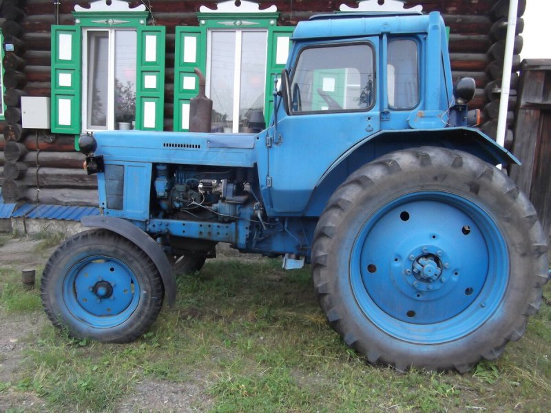 Трактор МТЗ 80 82