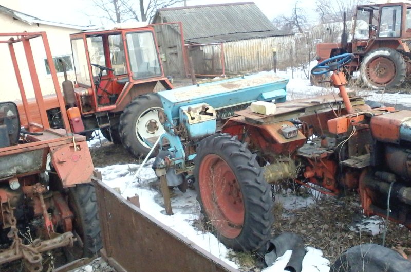 Разбор трактора т-25 на запчасти