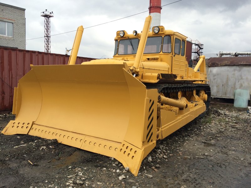 Трактор ДЭТ-250 М