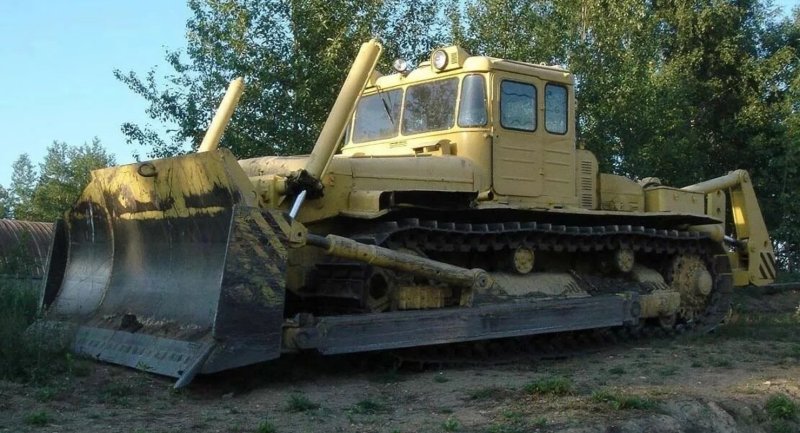 Трактор ЧТЗ ДЭТ 250