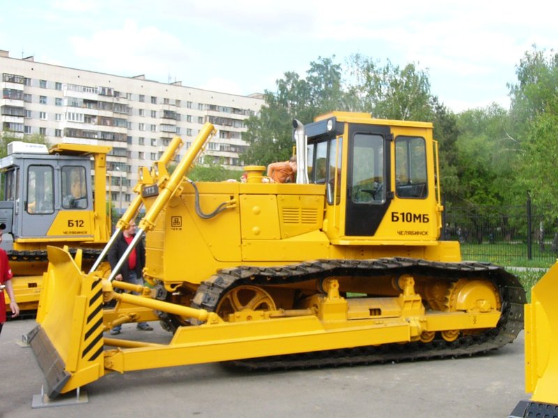 Бульдозер ДЭТ 400