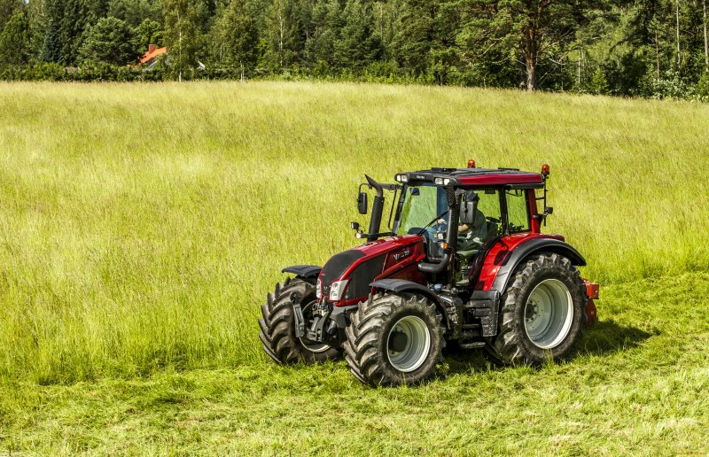 Трактор Valtra n92h
