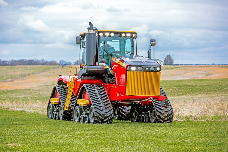 Versatile 570dt