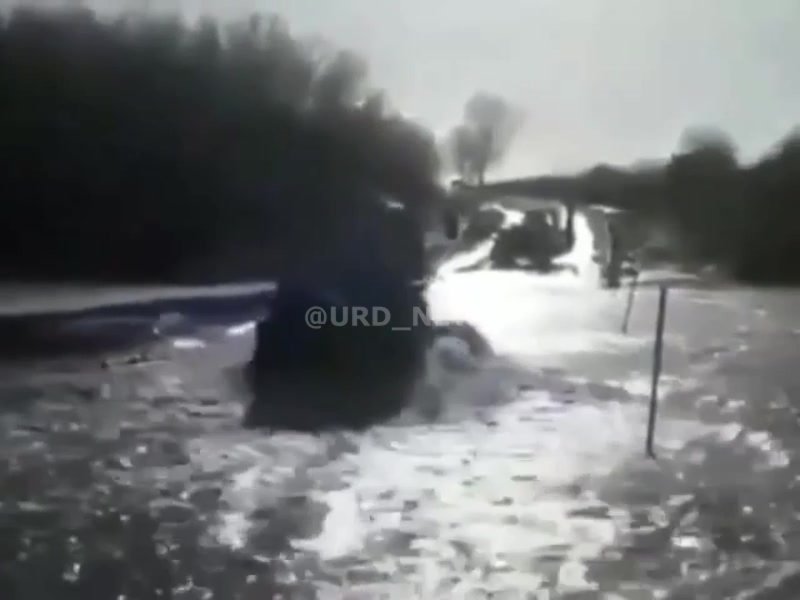 Утонули трактора в Пурехе