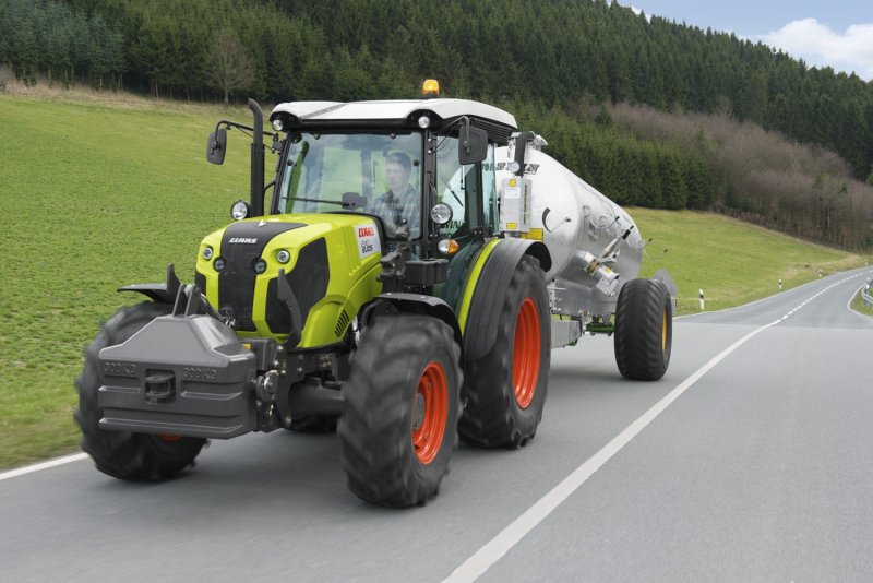 Трактор CLAAS Elios 240
