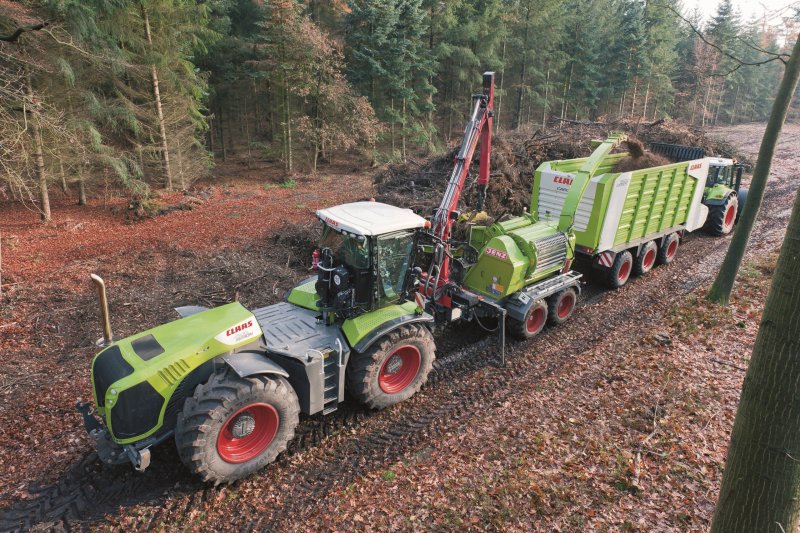 Трактор CLAAS Xerion 4500