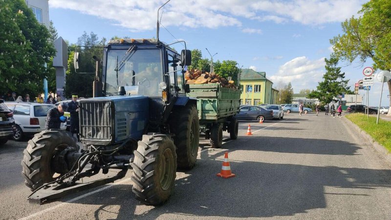 Трактор Ржавый убитый