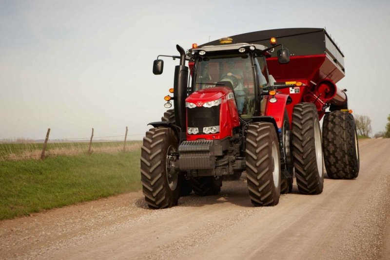 Massey Ferguson MF 7600