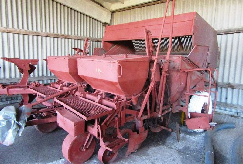 Картофелесожалка СКС-4