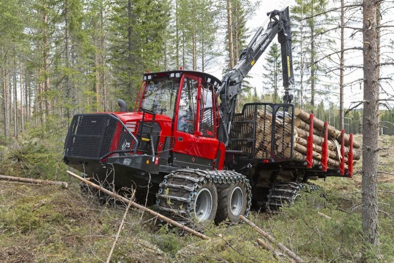 Форвардер Komatsu 875