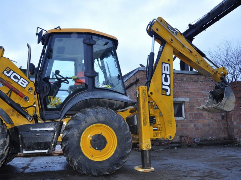 Трактор JCB 3cx