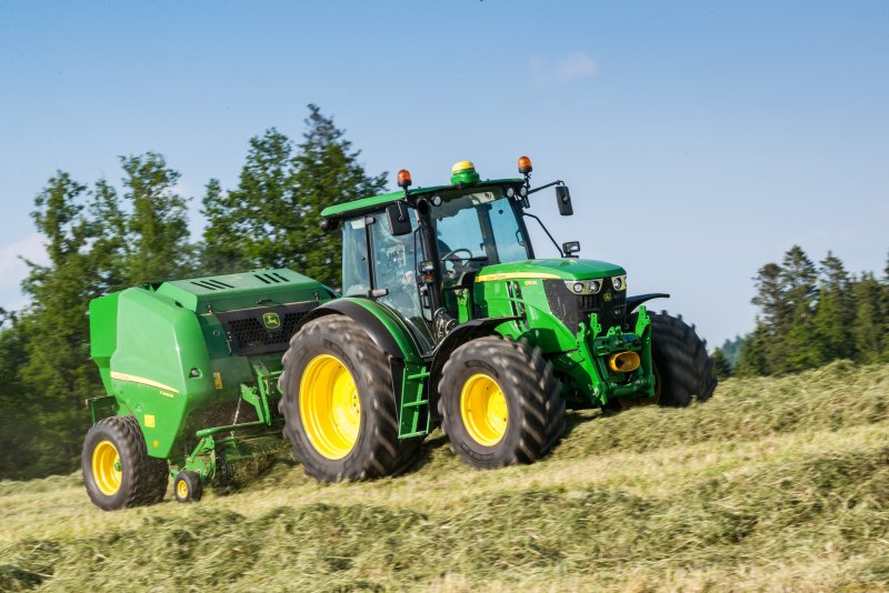 Трактор Джон Дир John Deere