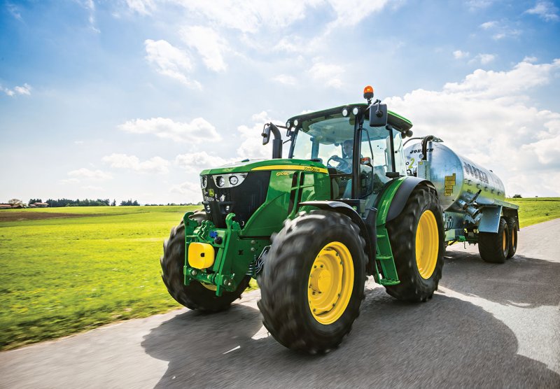 John Deere 6135b