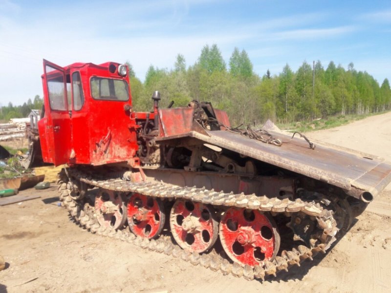 ДТ-55 трактор