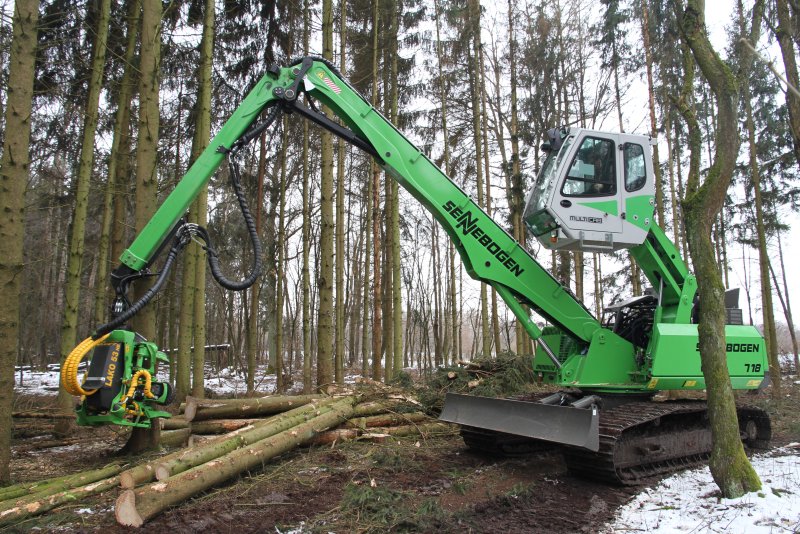 Шагающий харвестер John Deere