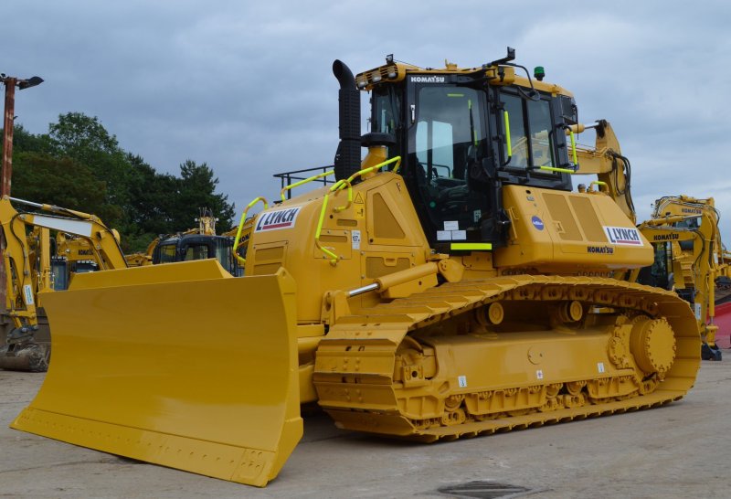 Бульдозер Komatsu d155w