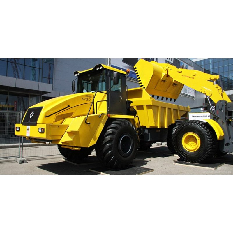 Самосвал Кировец к-708.2