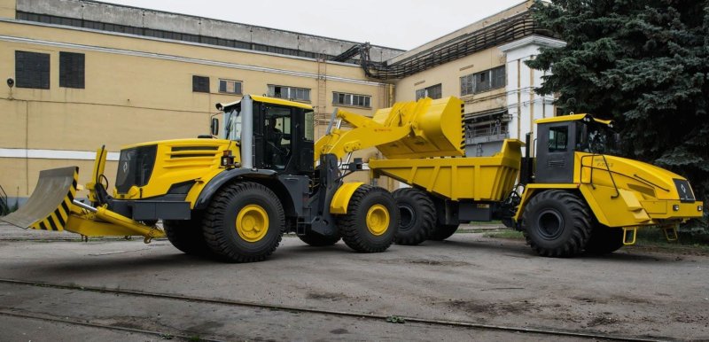 Кировец к-708удм