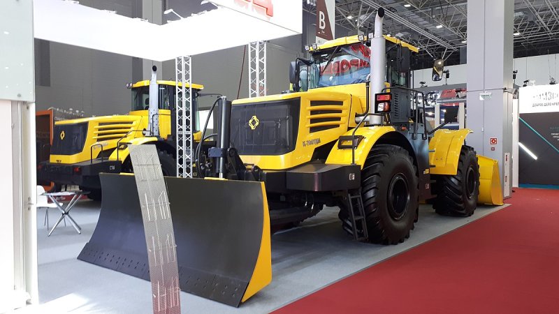 Кировец к-708удм
