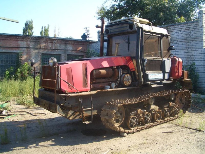 Трактор Вт 150д