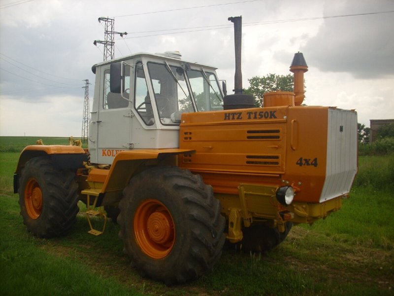 Трактор т150 желтый