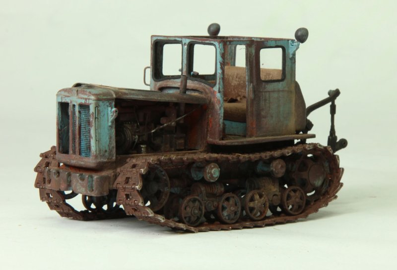Трактор т-74 1/43