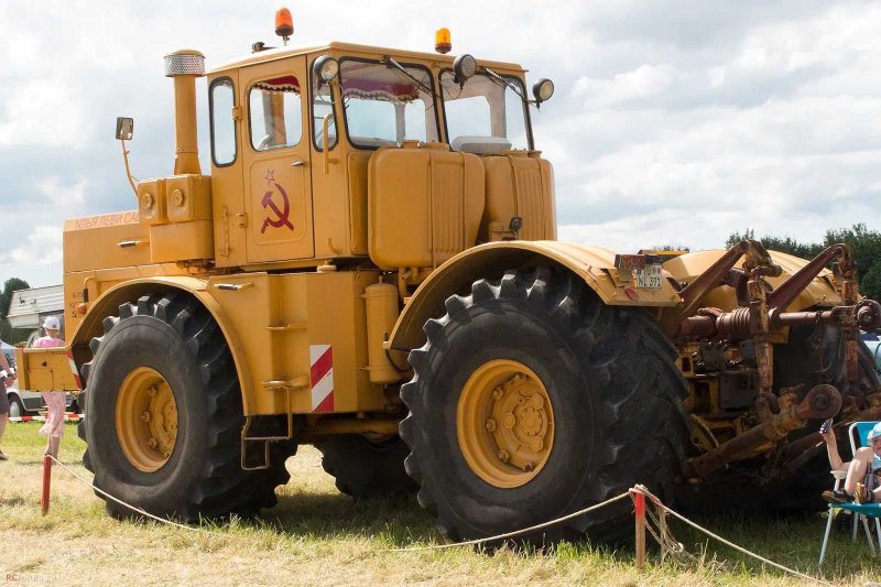 К700 Кировец трактор