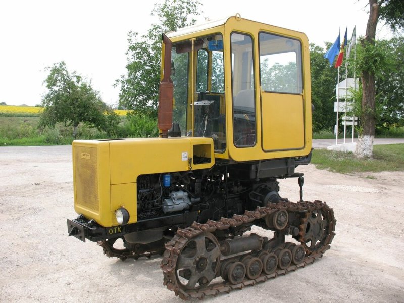 Молдавский трактор т-70