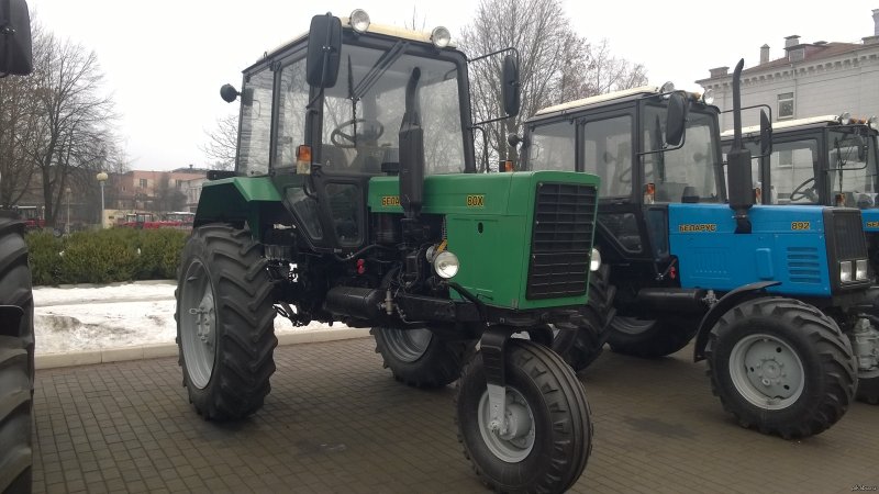 Трактор Беларус 80