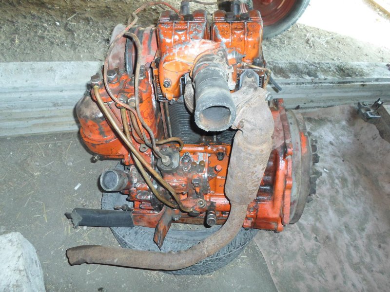 Двигатель трактора т-25