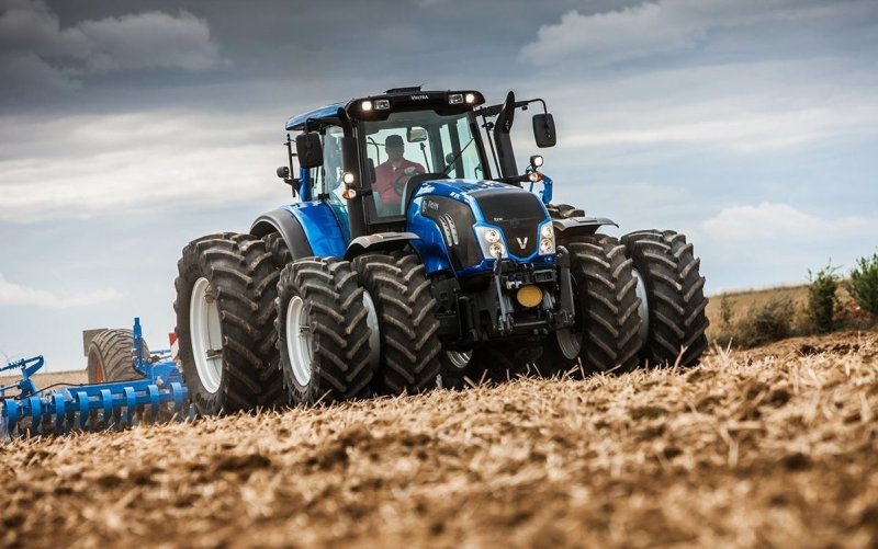 Valtra t213