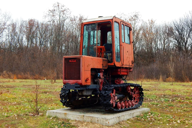 Гусеничный трактор т 70