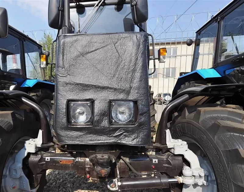 Утеплитель на капот МТЗ 1025.2
