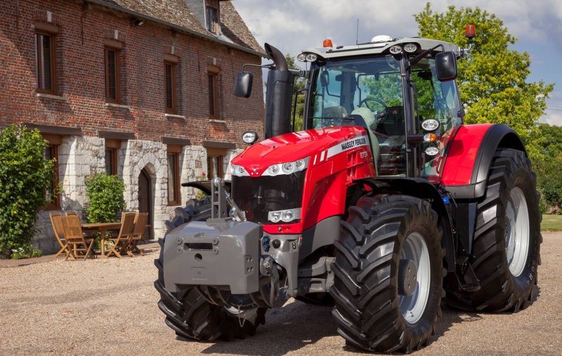 Трактор Massey Ferguson, mf8737