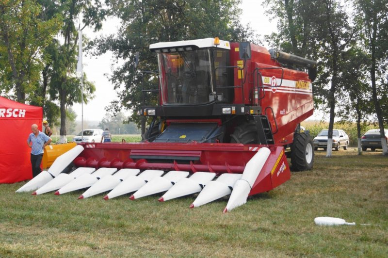 Жатка CORNMASTER 8