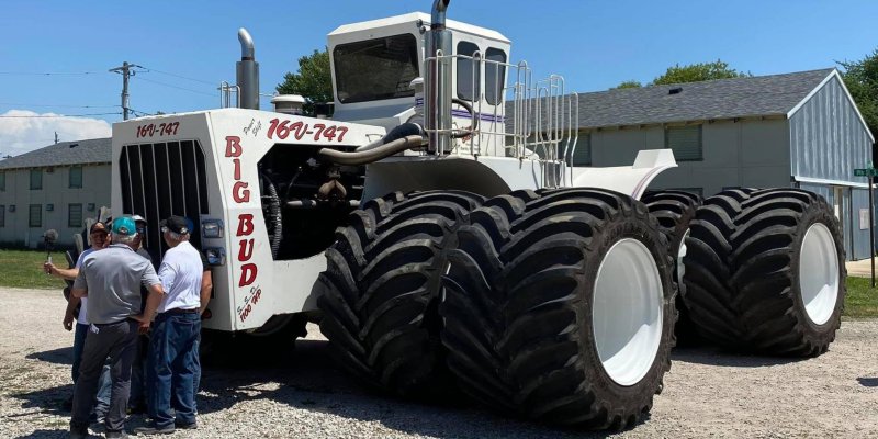 Трактор big Bud 16v-747