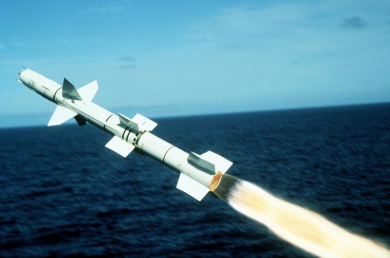 Крылатые ракеты AGM-84