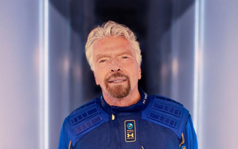 Колин Беннетт Virgin Galactic