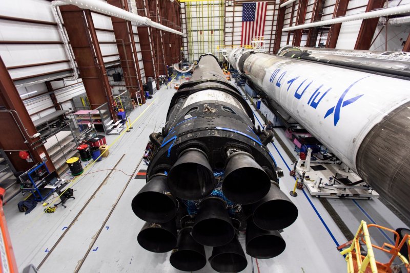 SPACEX Falcon 9